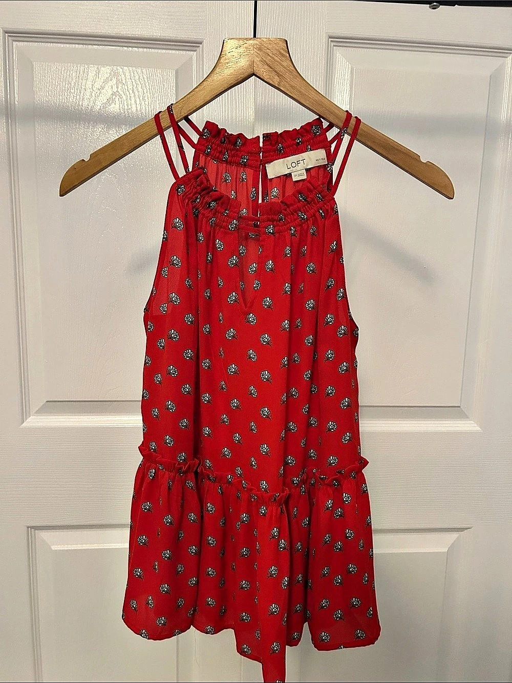 LOFT Floral blouse in Red & Black Petites small like New